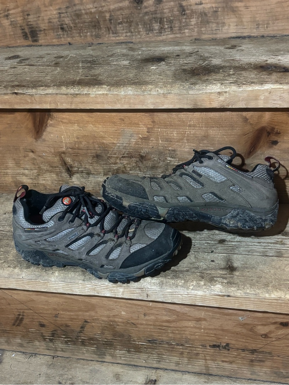 Men's Brown Trail Hiking Shoes - Rugged Outdoor Performance